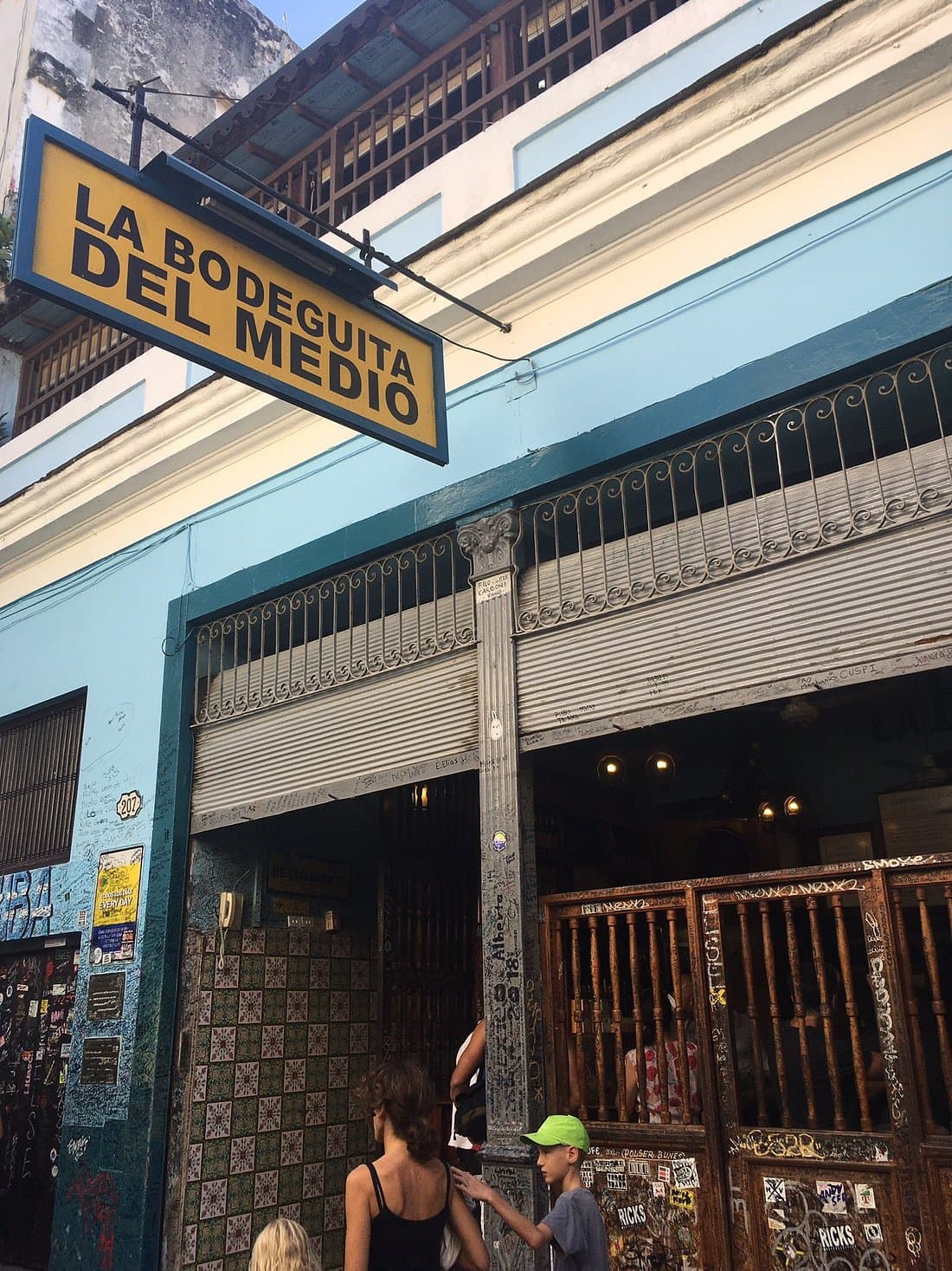 Бар Бодегита дель Медио